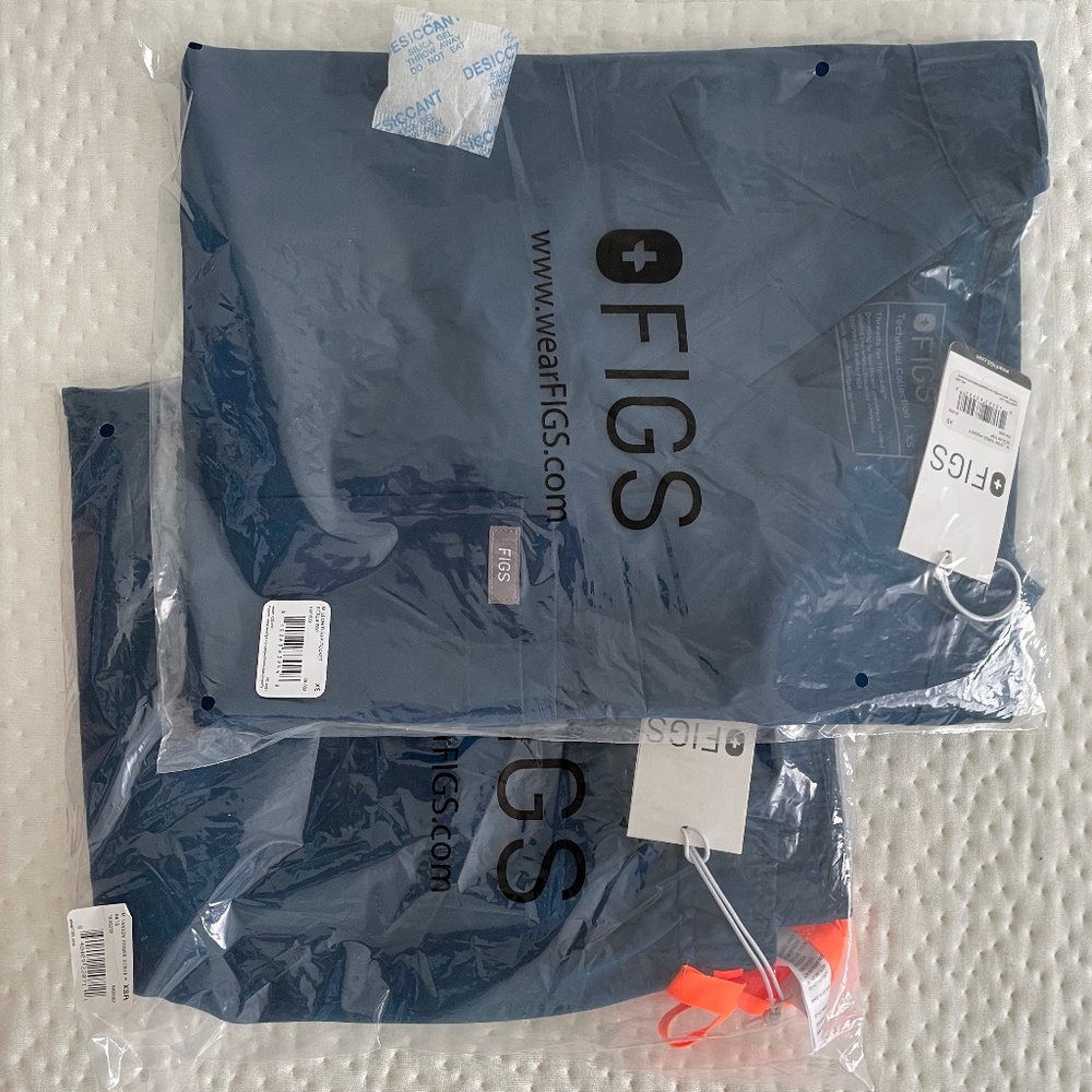 Figs Men’s Deep Reef XS Tansen and Leon